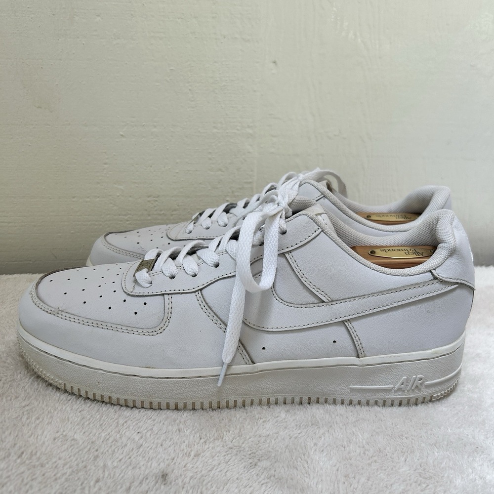 Nike Air Force 1 Triple White Low "07" 315122-111 Men Size 10